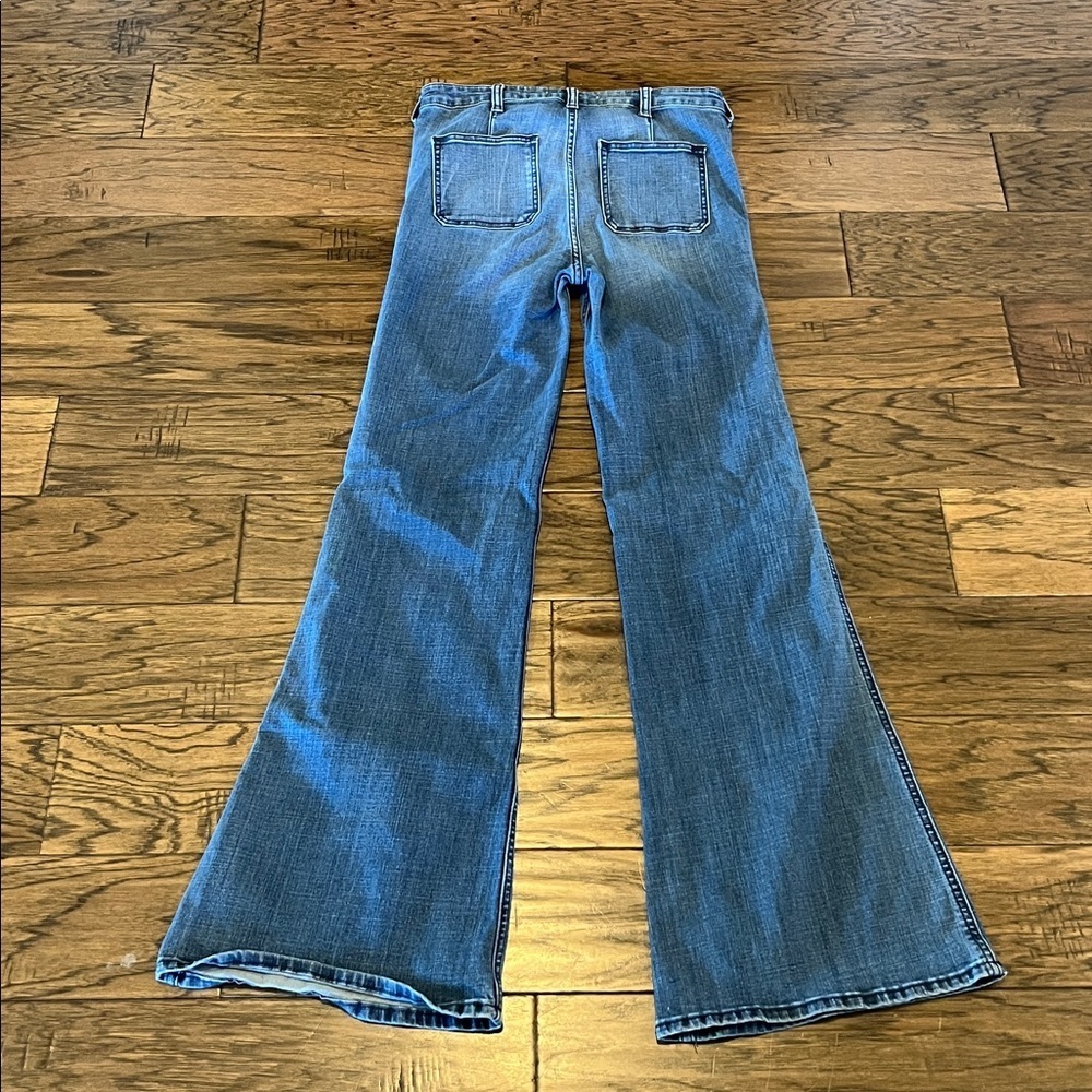 Abercrombie & Fitch Flare Leg High Rise Size 27 - Picture 2 of 16